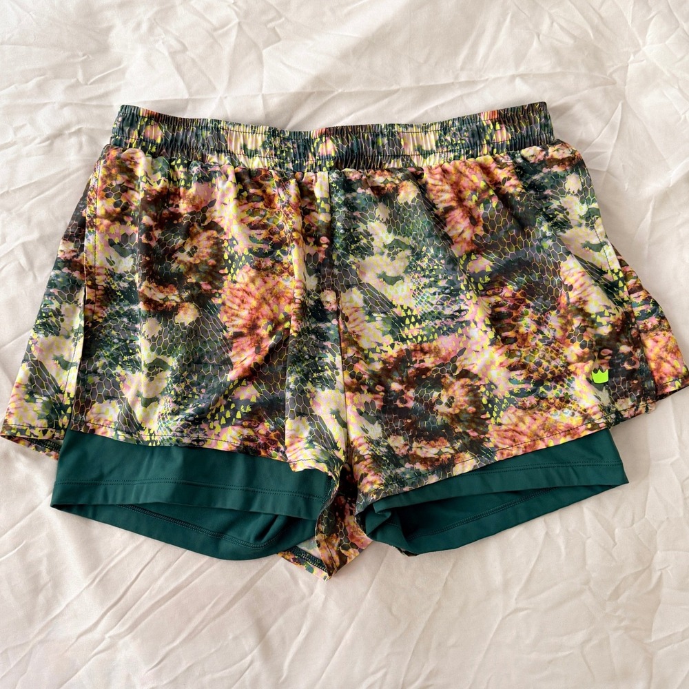 SheFit 2 in 1 Running Shorts Green Conquer and Print Womens Luxe - 12/14- Large